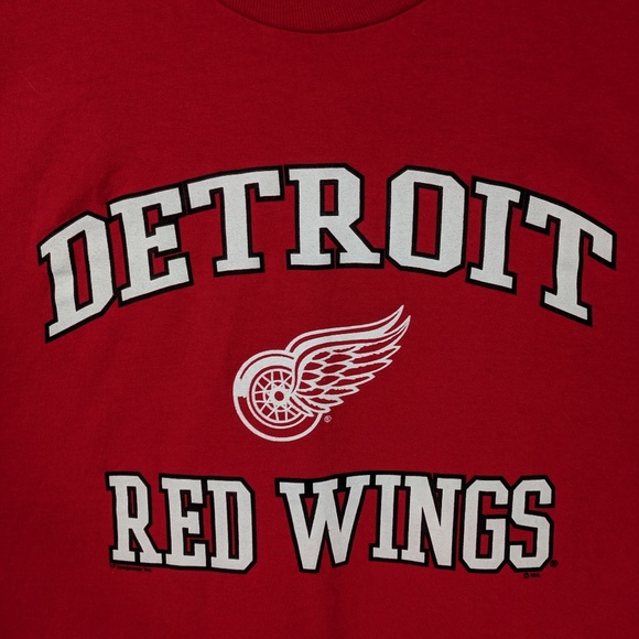 red wings 25 years shirt